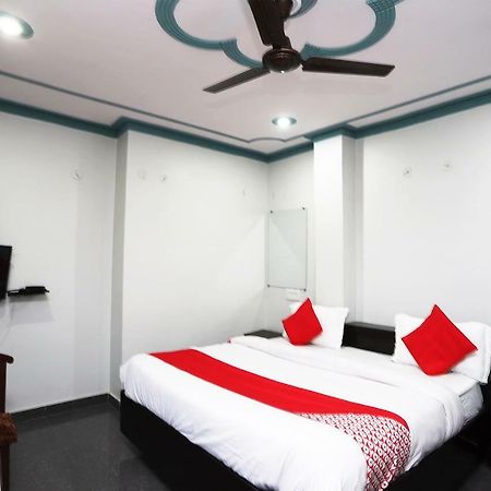 Oyo 43694 Hotel Hillson Pauri Zewnętrze zdjęcie