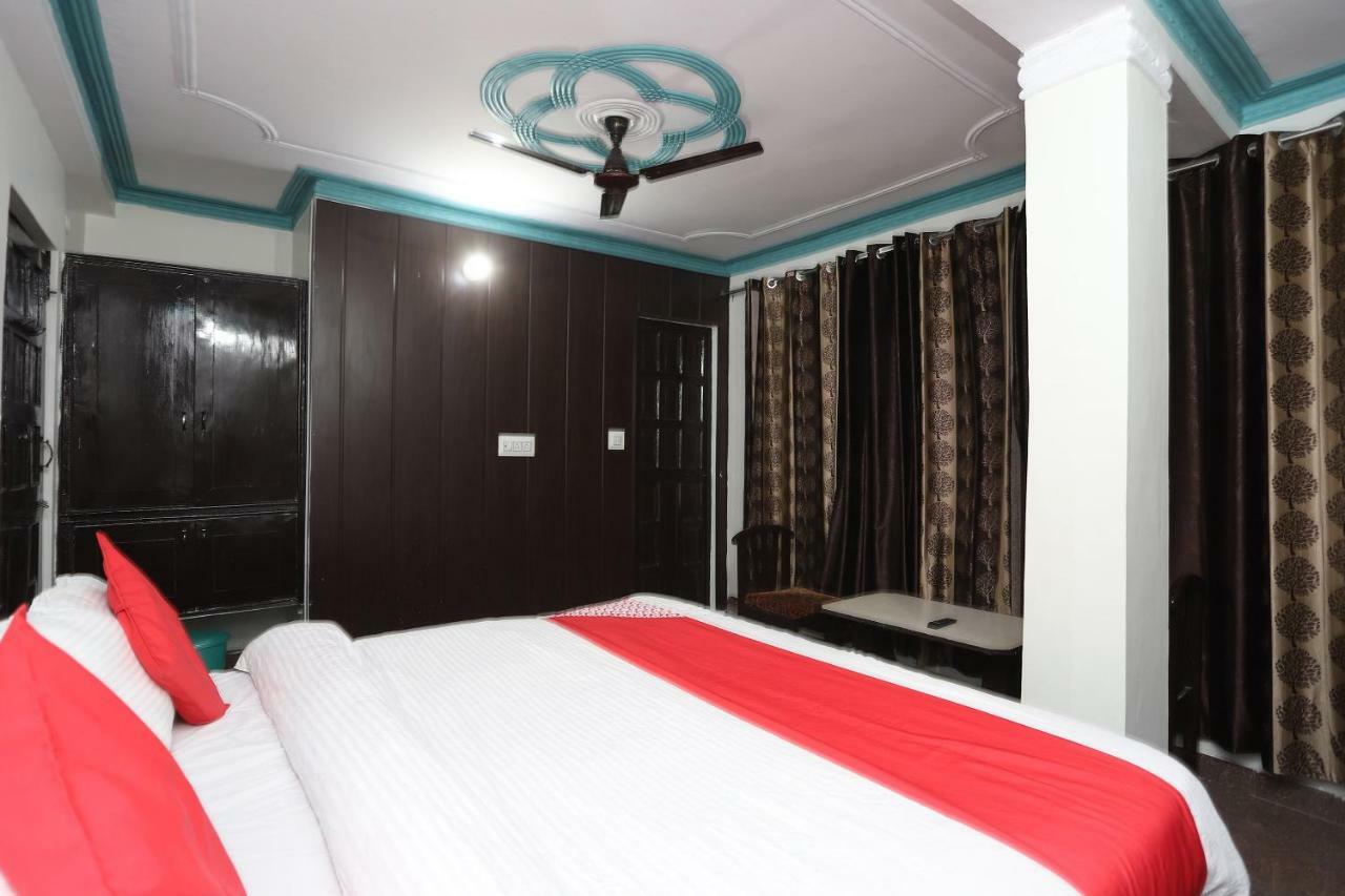 Oyo 43694 Hotel Hillson Pauri Zewnętrze zdjęcie