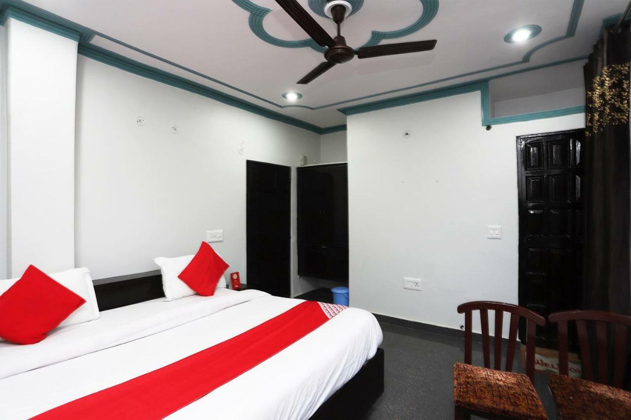 Oyo 43694 Hotel Hillson Pauri Zewnętrze zdjęcie