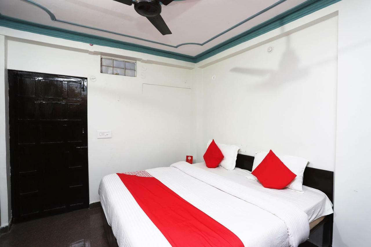 Oyo 43694 Hotel Hillson Pauri Zewnętrze zdjęcie